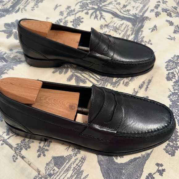 Men’s Cole Haan, Black Leather, Penny Loafer-Size 9D - Picture 4 of 8